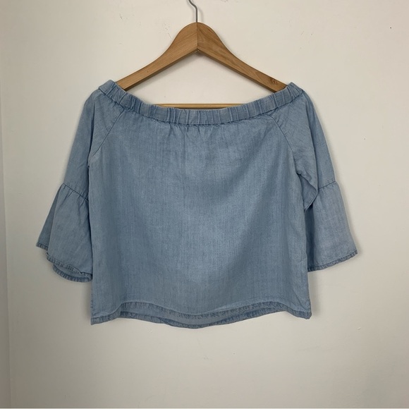 Guess Off the Shoulder Chambray Blouse - Picture 3 of 6